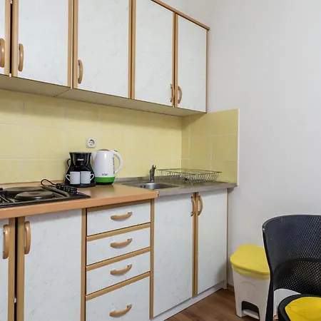 Apartment In With Wifi